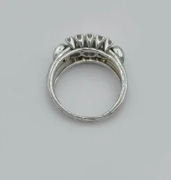 Bague imposante vintage Carl Bucherer or gris et diamant