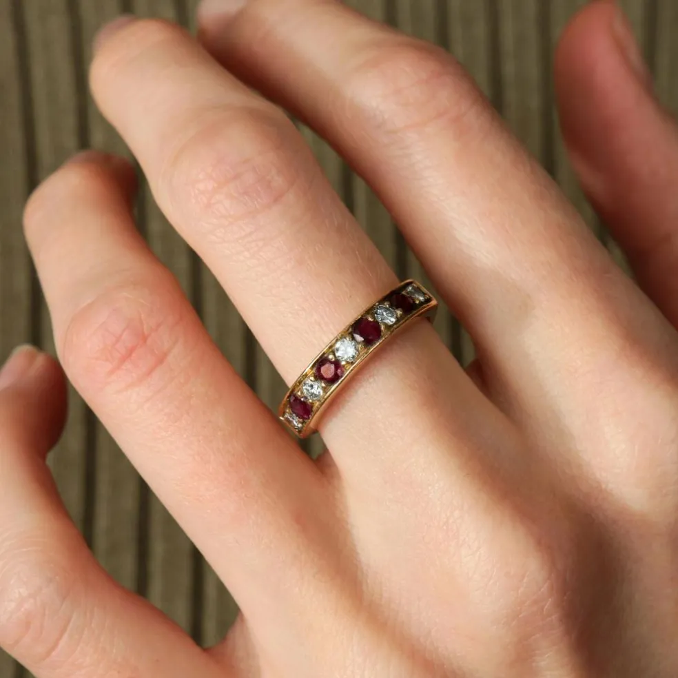 BAGUE "INFINITY" DIAMANTS & RUBIS