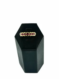Bague italienne eternity en or jaune et rubis