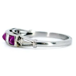 Bague Jarretière Diamant, Rubis, Platine