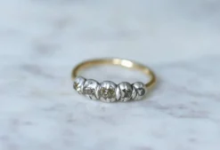Bague jarretière diamants taillés en table