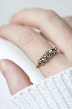 Bague jarretière diamants taillés en table