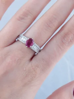 Bague Jarretière Rubis et Diamants