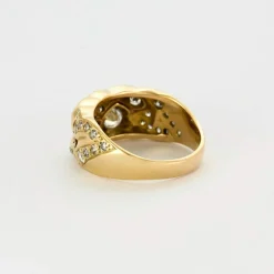 Bague jonc or jaune et Diamant