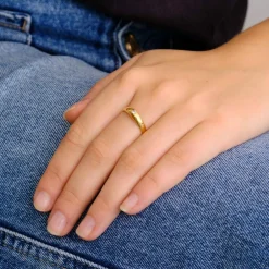 Bague jonc anglais or jaune diamant