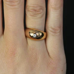 Bague jonc bombé diamant