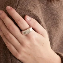 BAGUE JONC BOMBE OR GRIS