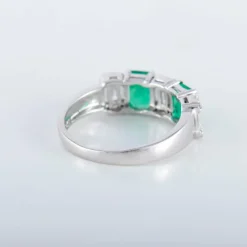 Bague jonc Emeraudes Diamants