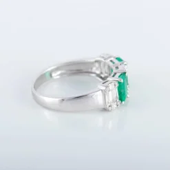 Bague jonc Emeraudes Diamants