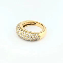 Bague jonc en or jaune et diamants