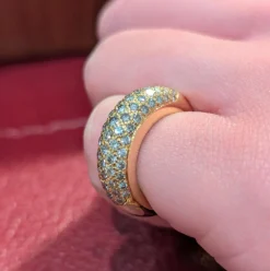Bague jonc en or jaune et diamants