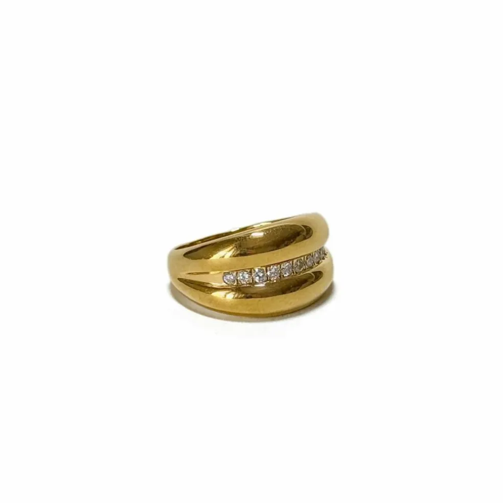 Bague jonc en or jaune et ligne de diamants