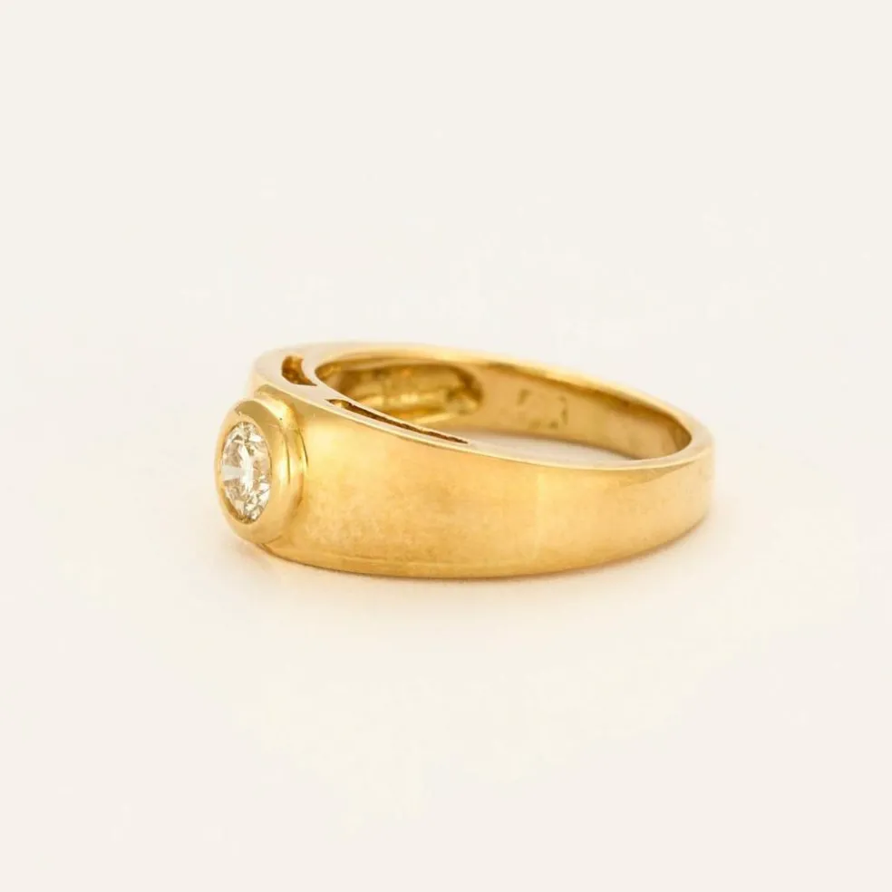 Bague jonc en or jaune et diamant