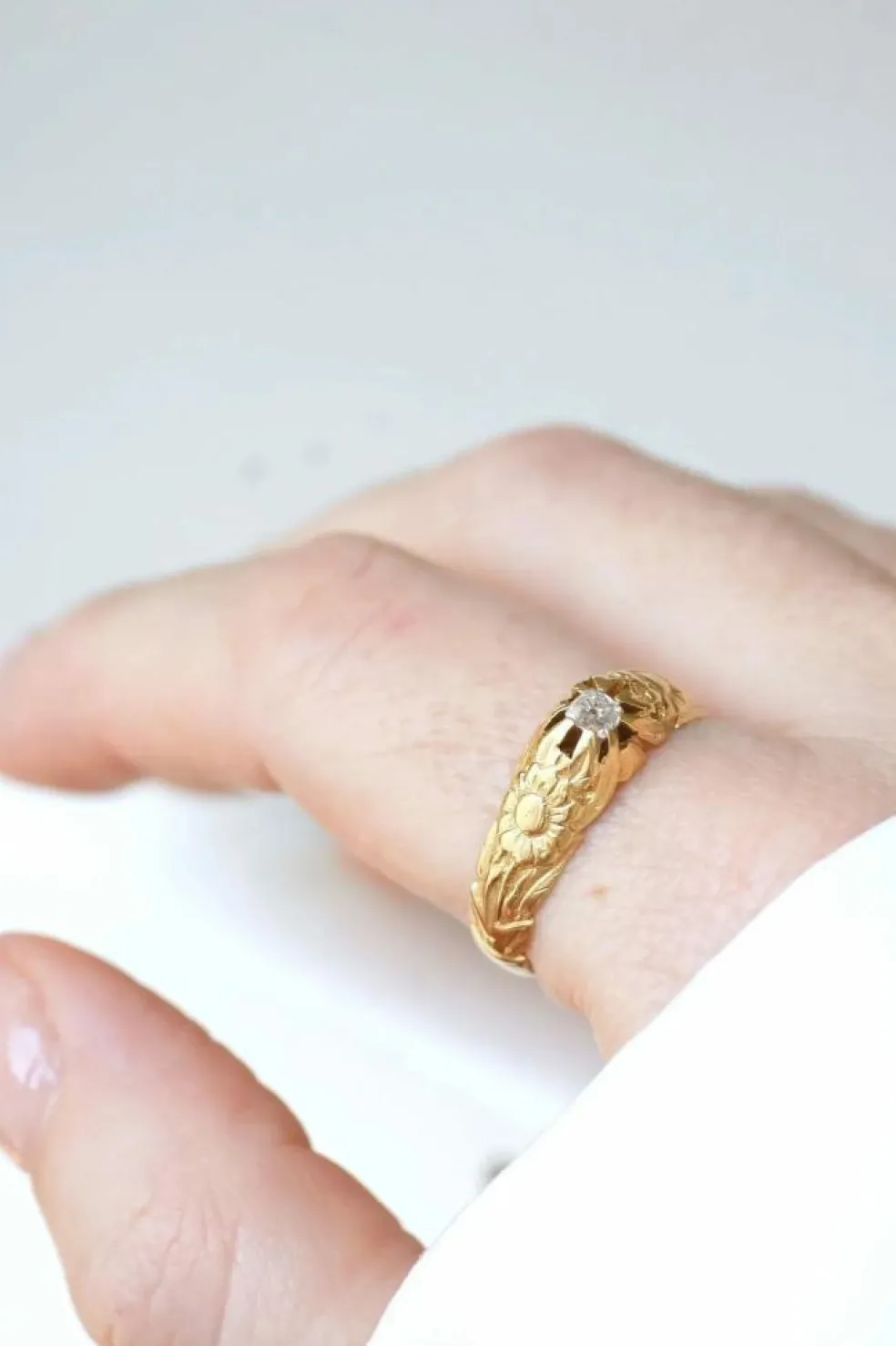 Bague jonc fleur en Or jaune, diamant