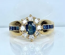 Bague jonc marguerite en or jaune en saphirs et diamants