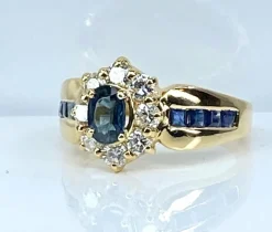 Bague jonc marguerite en or jaune en saphirs et diamants