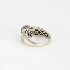 Bague jonc or blanc, perle de culture et diamants