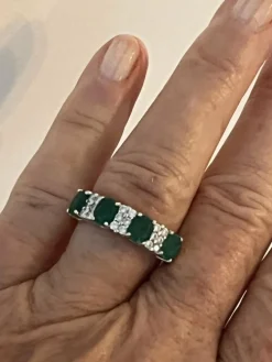Bague Jonc Or Gris Emeraudes Diamants