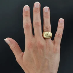 Bague jonc or jaune diamants satinée