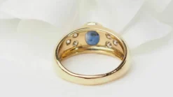 Bague Jonc or jaune, spinelle bleu et diamants