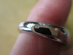 Bague jonc trilogie diamants or blanc