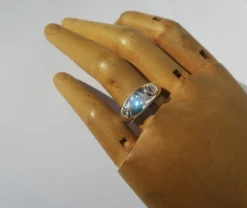 Bague jonc trilogie diamants or blanc