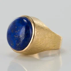 Bague lapis lazuli or jaune ciselé