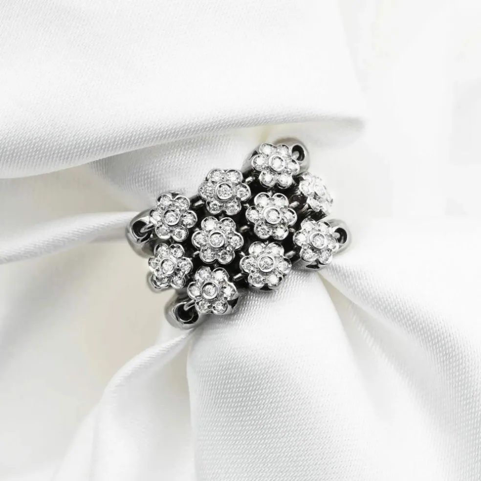 Bague maille souple en or blanc avec diamants