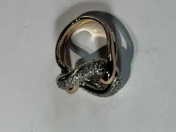 Bague maillon libre or rose, or blanc, pavée diamants