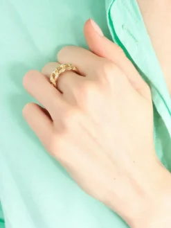 BAGUE 
