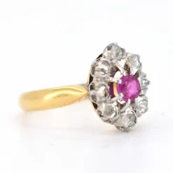 Bague Marguerite Ancienne Or 18 Carats, Diamants et Rubis - Circa 1900