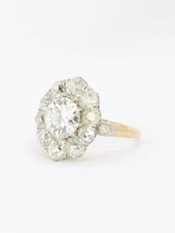 Bague marguerite ancienne diamants taille ancienne 3 carats