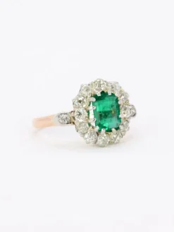 Bague marguerite ancienne or rose émeraude colombienne diamants