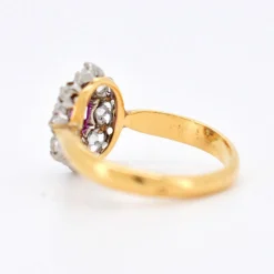 Bague Marguerite Ancienne Or 18 Carats, Diamants et Rubis - Circa 1900