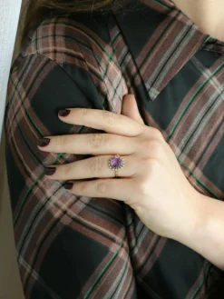 Bague marguerite ancienne or jaune amethyste perles fines