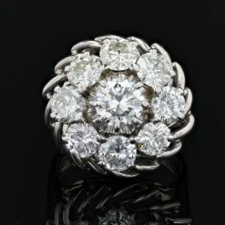 Bague marguerite de diamants sur fils d'or