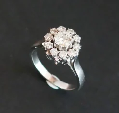 Bague Marguerite Diamants et Or Blanc