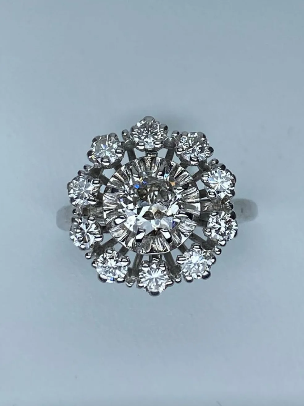 Bague marguerite, diamants