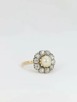 Bague marguerite diamants, perle fine