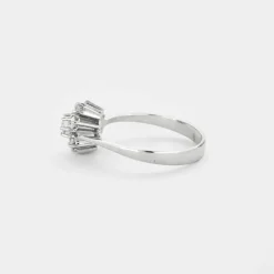 Bague marguerite diamants or blanc