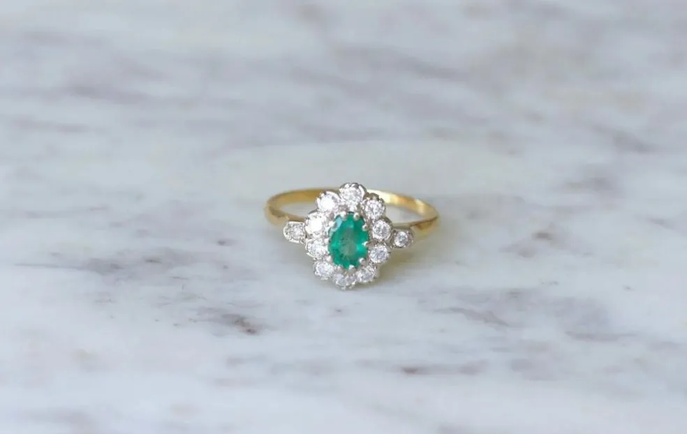 Bague marguerite Emeraude et Diamants