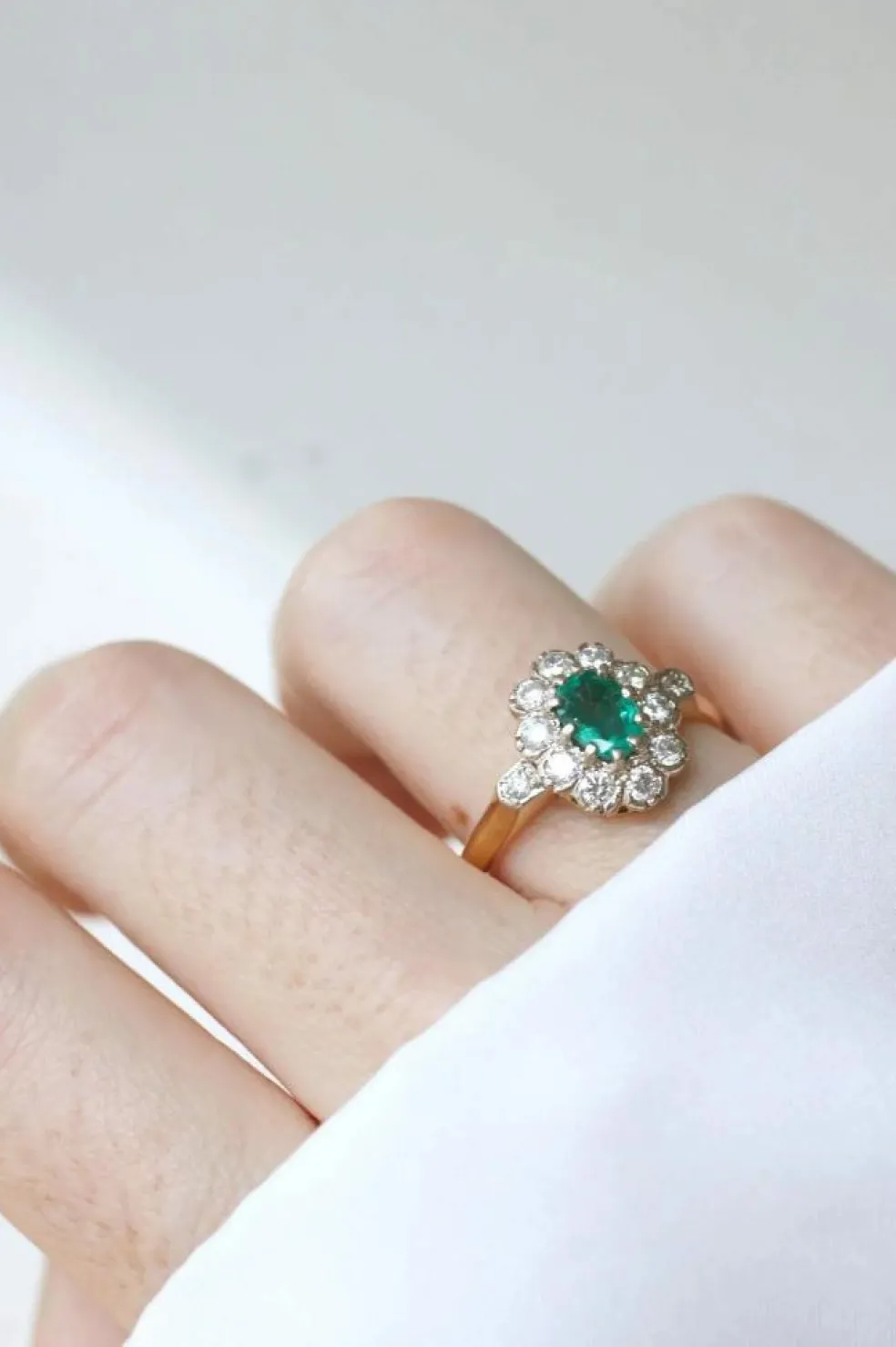 Bague marguerite Emeraude et Diamants