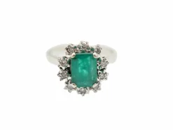 Bague marguerite en or blanc 750, émeraude et diamants