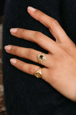 Bague Marguerite en or jaune saphir et diamants