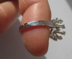 Bague marguerite fleur or blanc platine diamants