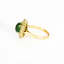 Bague marguerite émeraude diamants en or jaune
