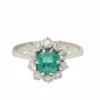 Bague marguerite or blanc, émeraude et diamants