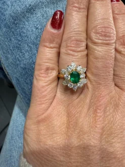 Bague Marguerite Or jaune - Emeraude et Diamants