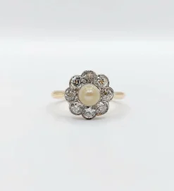 Bague marguerite or jaune et platine, perle et diamants (circa 1900)