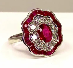 Bague marguerite Or Rubis Diamants
